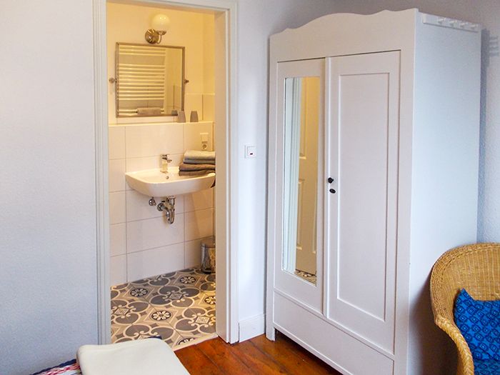 Doppelzimmer mit Dusche und WC im Haus Spinnrad